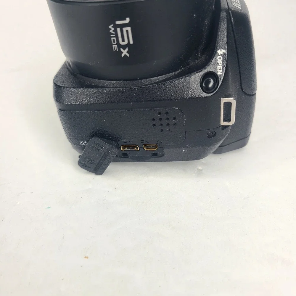 Fujifilm FinePix S2100HD‎ 10.0MP Digital Camera 15X Optical Zoom Black - TESTED